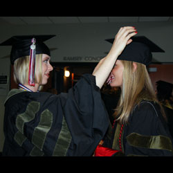 College of Pharmacy Holds Commencement Ceremonies